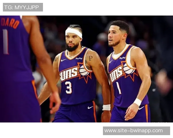 太阳新赛季首发阵容揭晓布克领衔格雷森阿伦与狄龙强势加盟